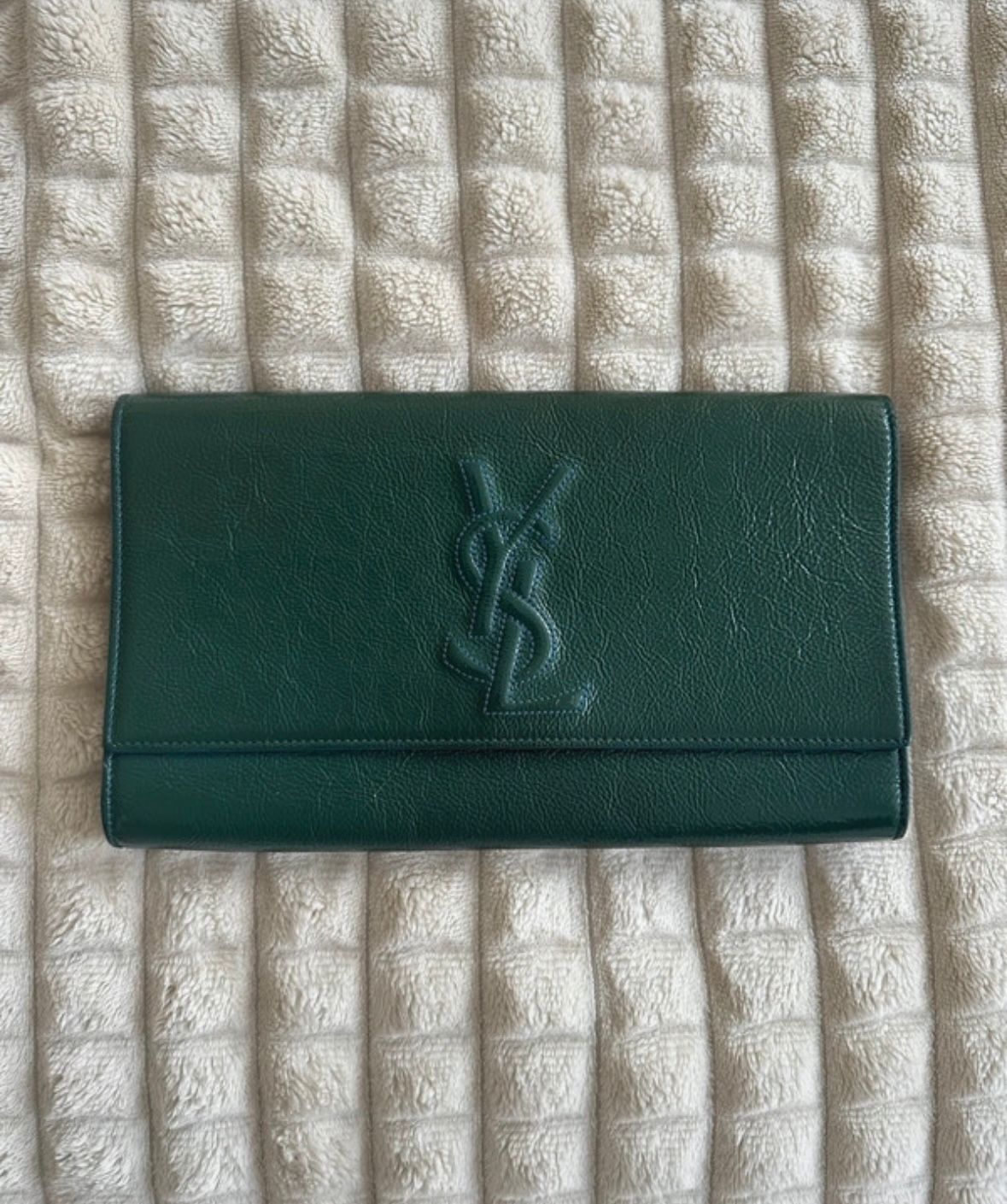 YVES SAINT LAURANT Belle de Jour Patent Leather Clutch Bag