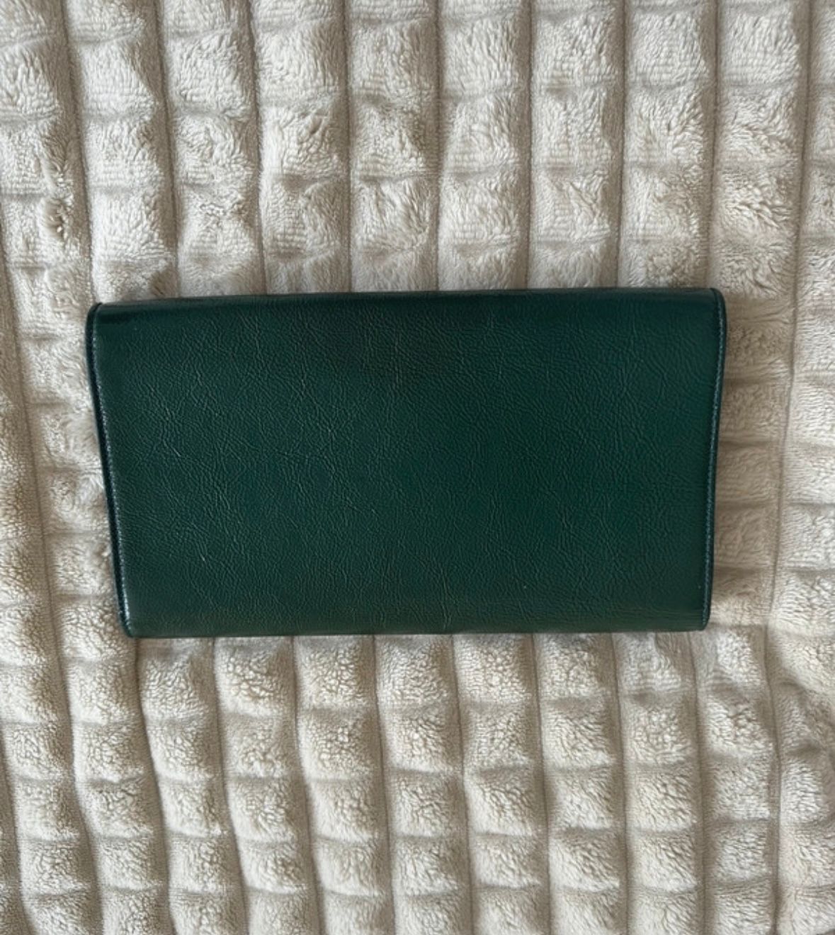 YVES SAINT LAURANT Belle de Jour Patent Leather Clutch Bag