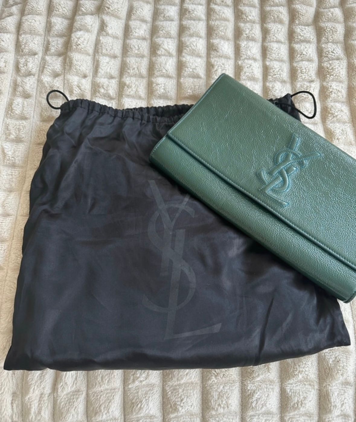 YVES SAINT LAURANT Belle de Jour Patent Leather Clutch Bag