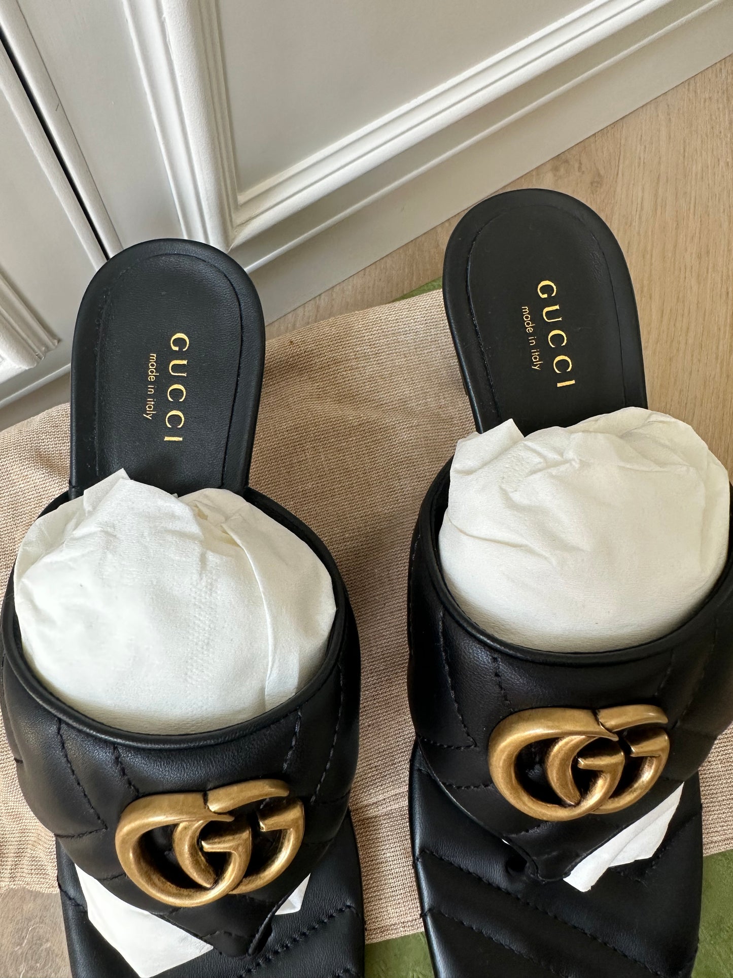 GUCCI Marmont Black Thong Sandal with Heel, size EU37