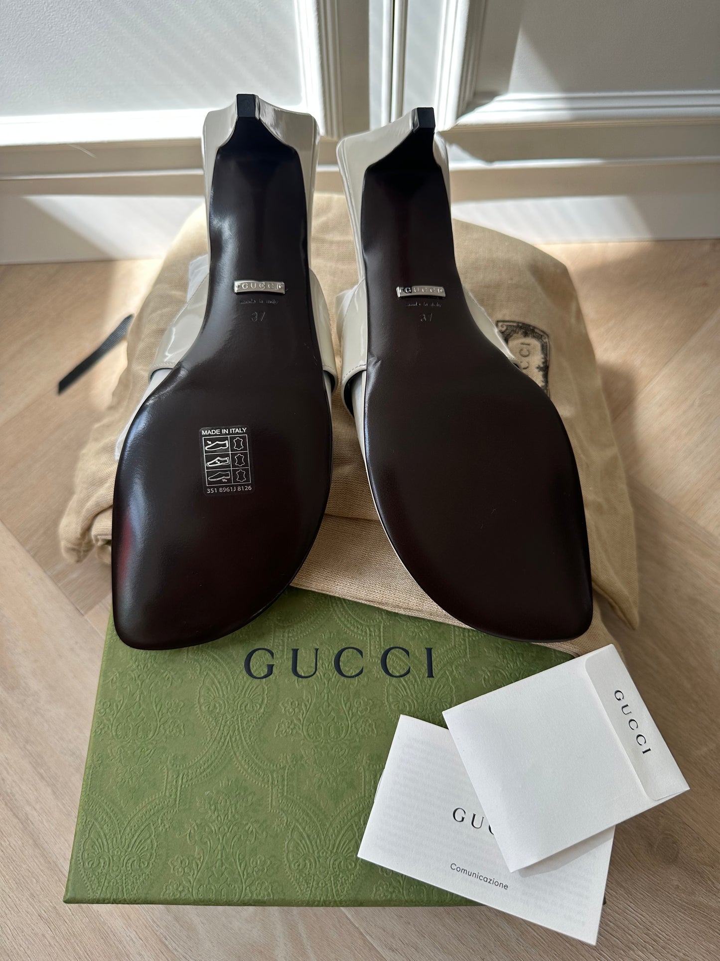 GUCCI Horsebit White Thong Sandal, size EU37