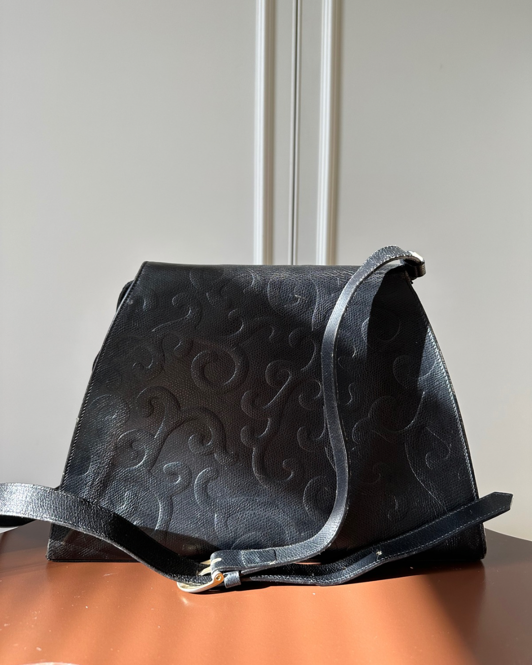 YVES SAINT LAURENT Vintage Trapeze Leather Handbag