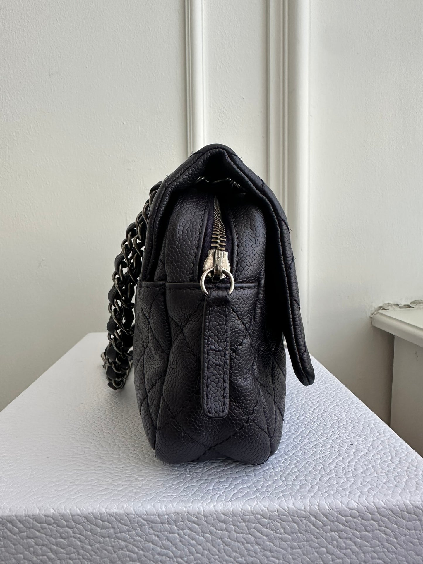 Chanel Easy Flap Bag Medium Caviar Purple