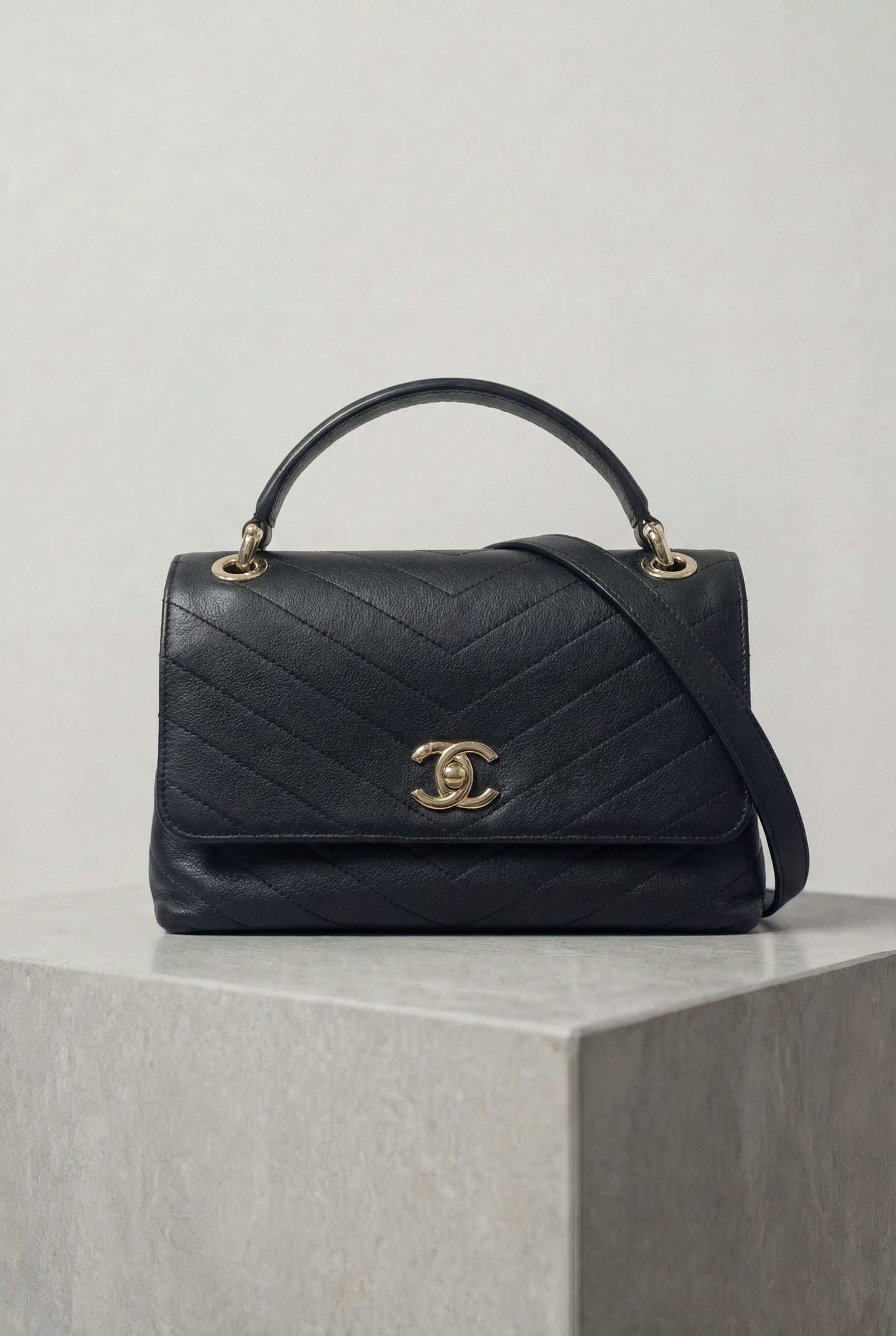 Chanel Chevron Chic Top Handle Flap Black Calfskin Shoulder Bag